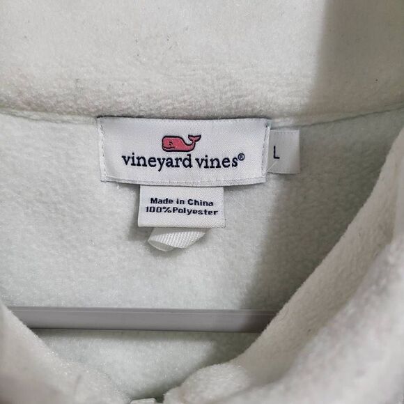 Vineyard Vines Fleece-Vest 
Sized Large

Vineyard Vines - Picture 3 of 9